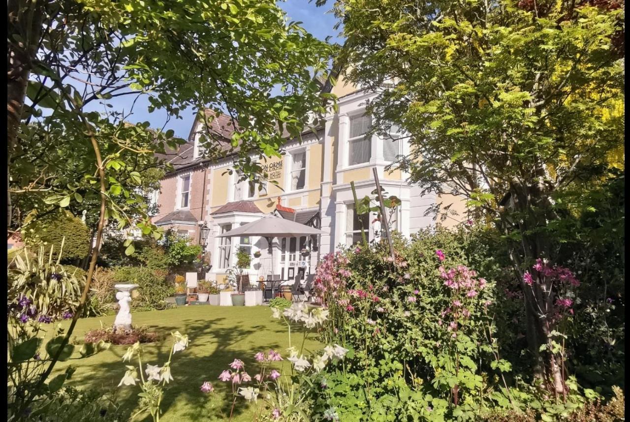 Bron Orme Private Hotel Llandudno Exterior photo